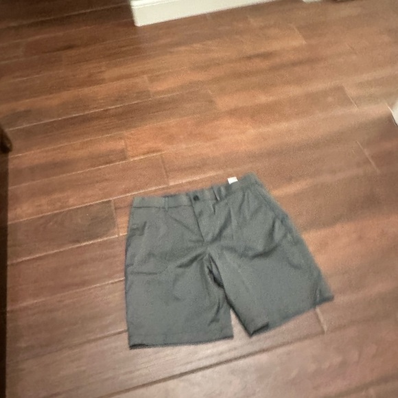 Banana Republic men’s shorts core temperature - Picture 5 of 5